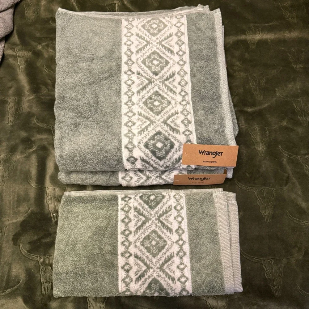 Wrangler Towel Set Unisex OS Paxton Green New 3 Piece Bath Hand Towels